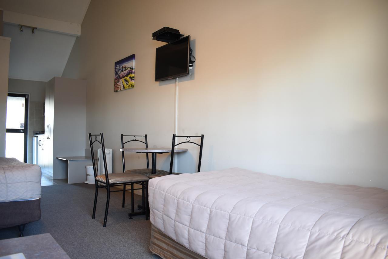 Devonwood Motel Роторуа Экстерьер фото