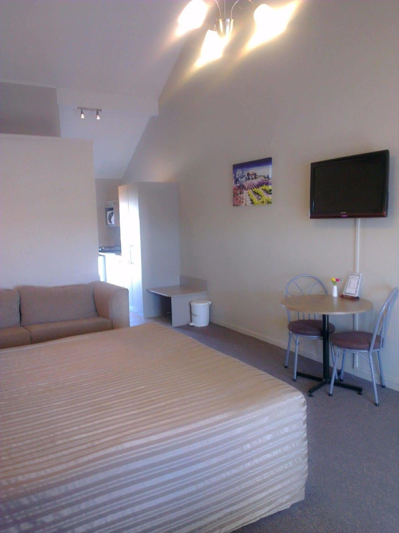 Devonwood Motel Роторуа Экстерьер фото